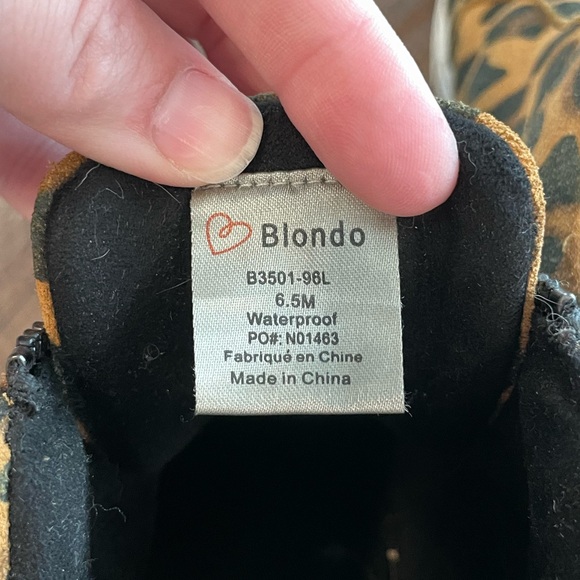 Blondo Glenda Leopard Waterproof Suede Zip Up Wedge Heel Sneaker Bootie Size 6.5 - Picture 13 of 14
